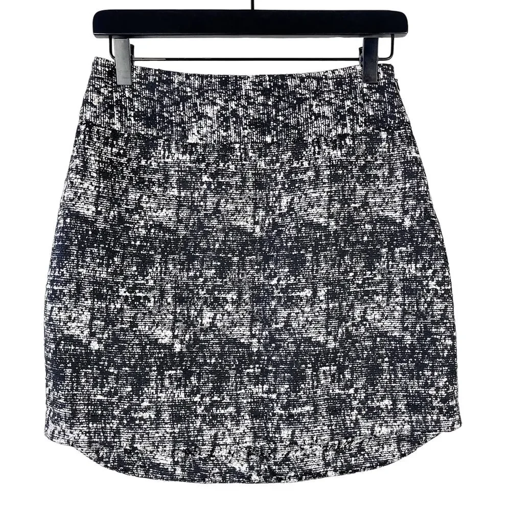 New Banana Republic Mini High Woven Knit Skirt Black White - 2
